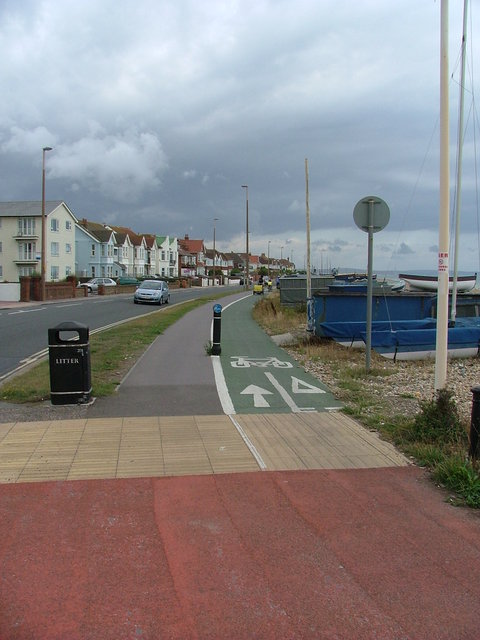 Back to segregation, east of Ham Road